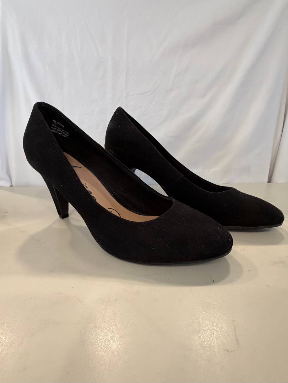 American Rag Women's Black Mid Heel Pumps - Elegant Everyday Heels